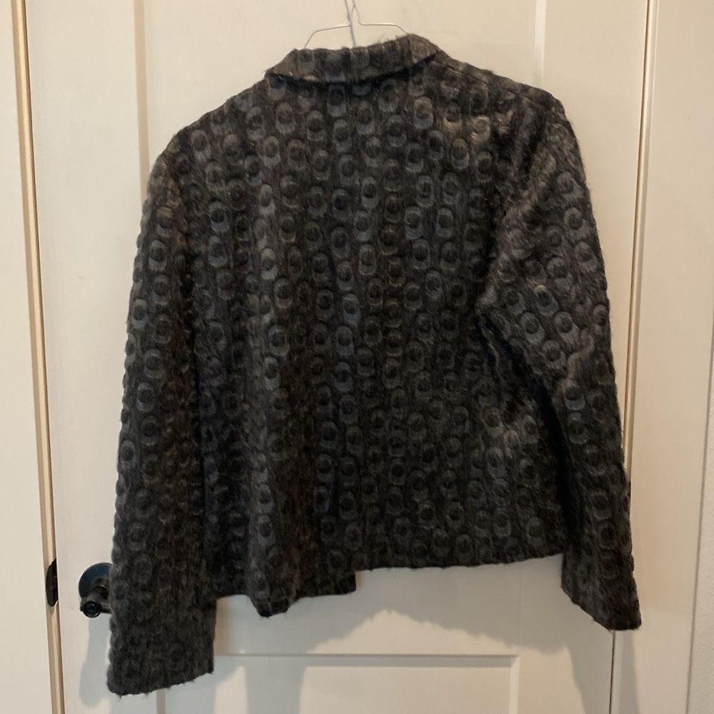Blue Ice Ladies Blazer. Full Zip. Made w/Mohair. Black/Grey Color. Size 14 - Picture 4 of 6